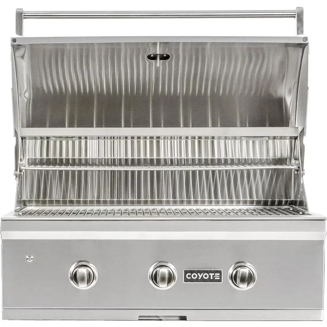 Coyote C-Series 34-Inch 3-Burner Built-In Propane Gas Grill - C2C34LP